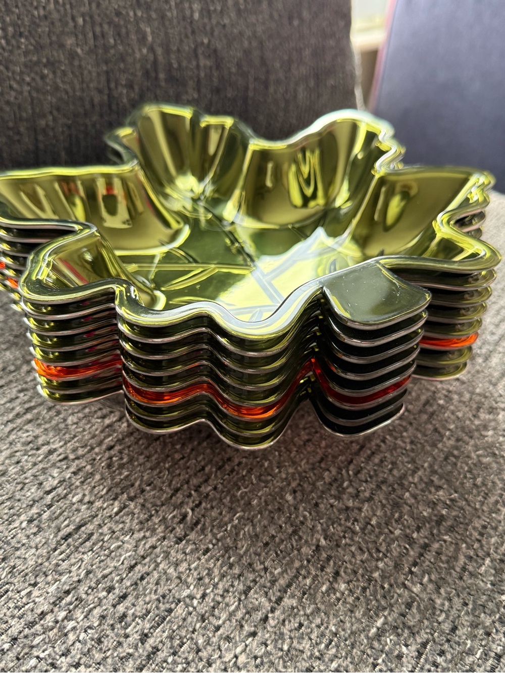 Green plastic (1 orange)  Leaf Serving Bowl Set - Home Party Supplies, unused
